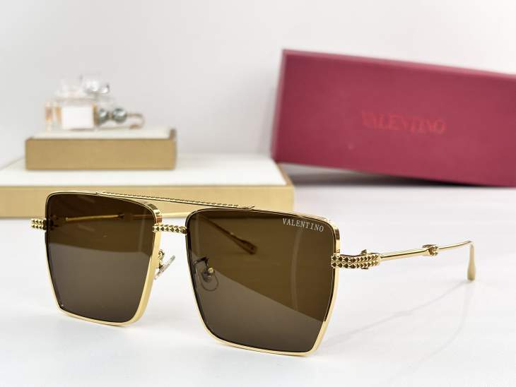 Picture of Valentino Sunglasses _SKUfw76405040fw